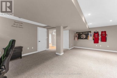 1208 GREENWOOD PARK DRIVE, Kingston (Kingston East (Incl Barret Crt)) Ontario