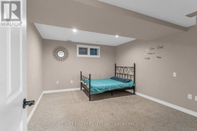 1208 GREENWOOD PARK DRIVE, Kingston (Kingston East (Incl Barret Crt)) Ontario