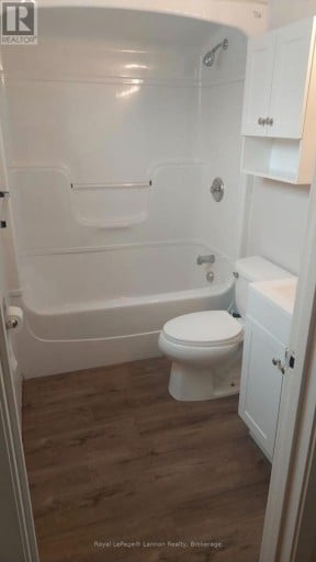 402 JAMES STREET N, Thunder Bay (Northwood Park), Ontario, P7C4T2
