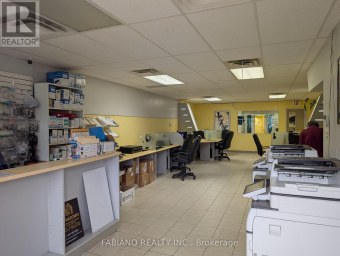 944 ST CLAIR AVENUE W Toronto (Oakwood Village) Ontario photo 14