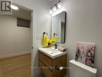 UNIT # 1 - 674 MANNING AVENUE Toronto (Annex) Ontario photo 20