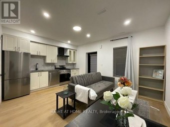 UNIT # 1 - 674 MANNING AVENUE Toronto (Annex) Ontario photo 8