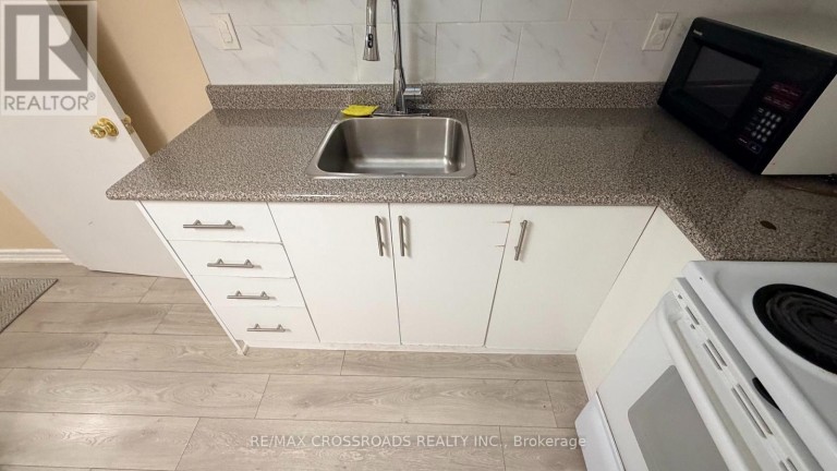 79 MORNINGVIEW TRAIL S, Toronto (Rouge), Ontario, M1B5B2