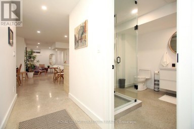 BSMT - 354 MAIN STREET Toronto (Woodbine-Lumsden) Ontario photo 9
