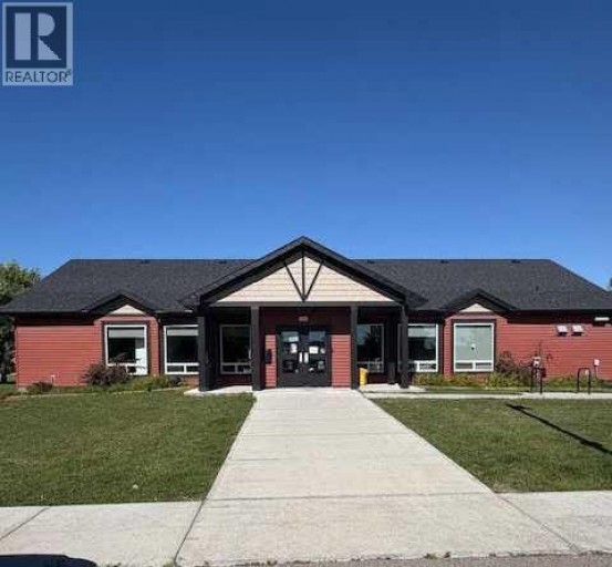215, 6220 17 Avenue SE, Calgary, Alberta, T2A0W6