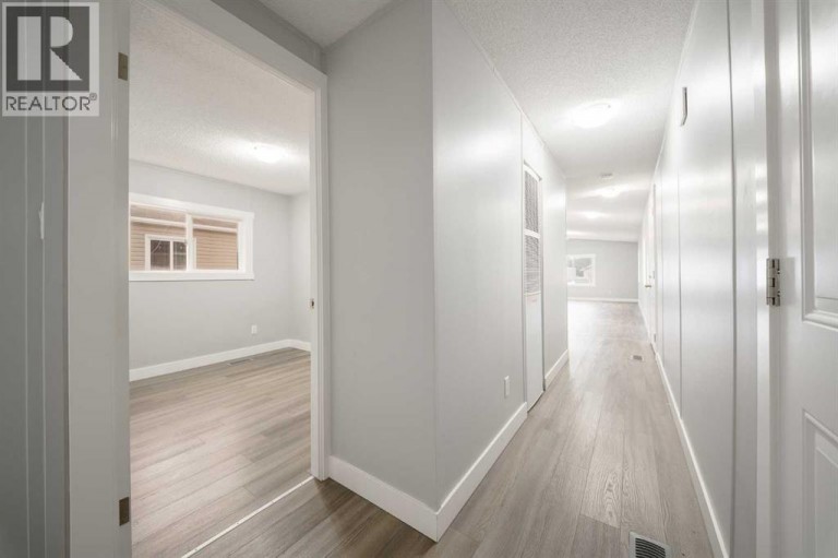 215, 6220 17 Avenue SE, Calgary, Alberta, T2A0W6
