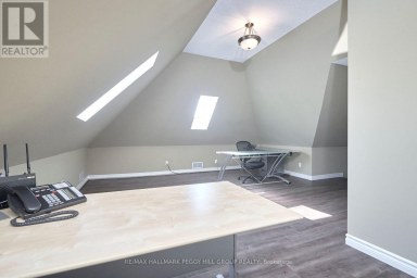 30 MARY STREET Barrie (City Centre) Ontario photo 14