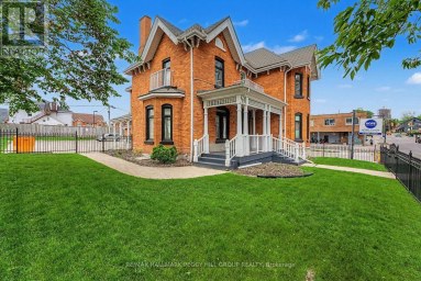 30 MARY STREET Barrie (City Centre) Ontario photo 16