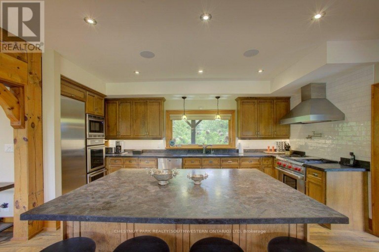8429 POPLAR SIDE ROAD, Clearview, Ontario, L9Y3Y9