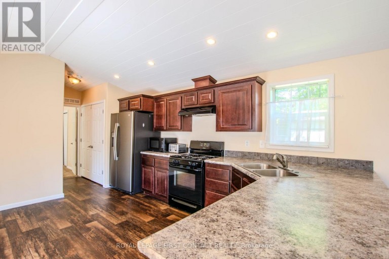 23 GEORGIAN GLEN DRIVE, Wasaga Beach, Ontario, L9Z1K8