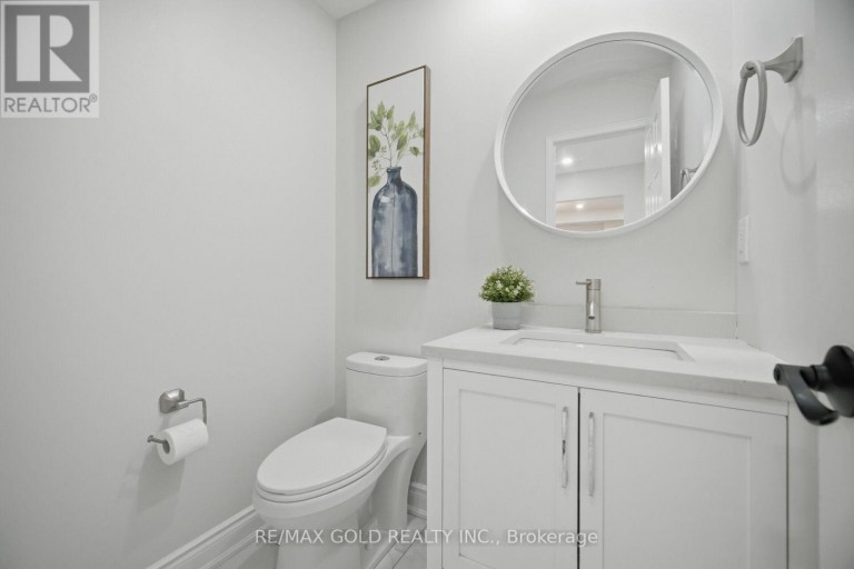71 LEAGATE STREET, Brampton (Fletcher's Meadow), Ontario, L7A3J4