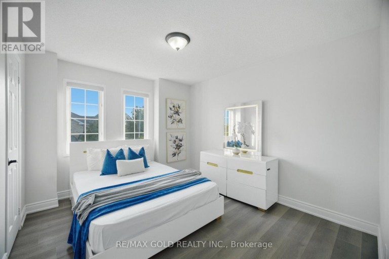 71 LEAGATE STREET, Brampton (Fletcher's Meadow), Ontario, L7A3J4