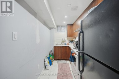 71 LEAGATE STREET Brampton (Fletcher's Meadow) Ontario photo 32