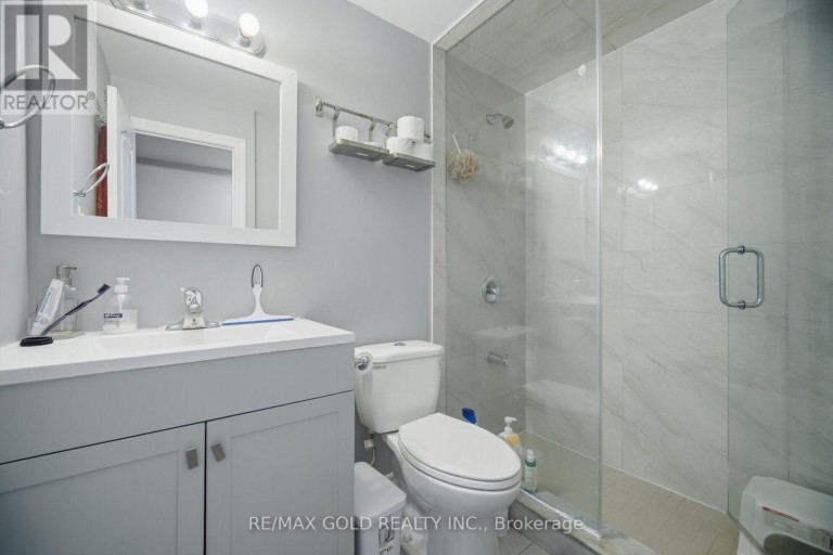 71 LEAGATE STREET, Brampton (Fletcher's Meadow), Ontario, L7A3J4
