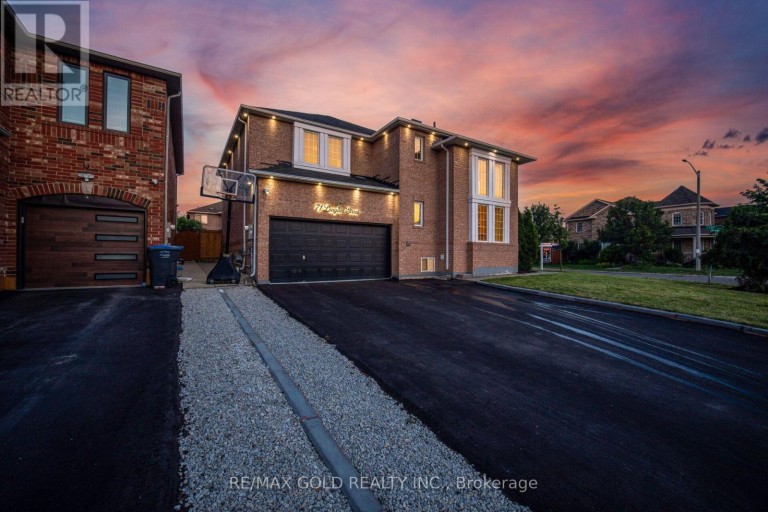 71 LEAGATE STREET, Brampton (Fletcher's Meadow), Ontario, L7A3J4