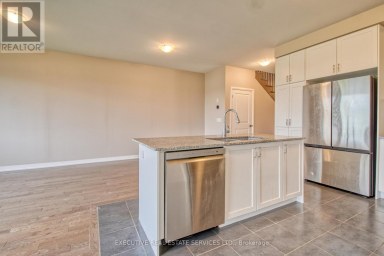 7 CROSSMORE CRESCENT Cambridge Ontario photo 17