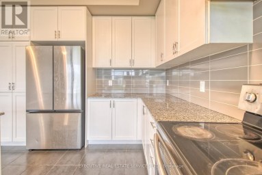 7 CROSSMORE CRESCENT Cambridge Ontario photo 18