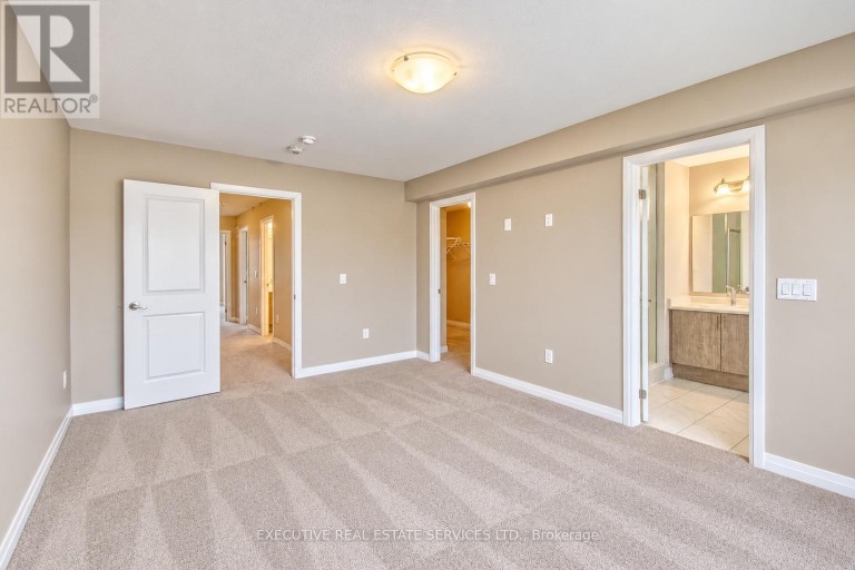 7 CROSSMORE CRESCENT, Cambridge, Ontario, N1S0C7