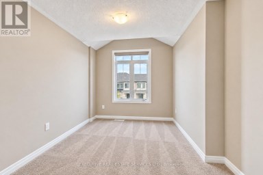 7 CROSSMORE CRESCENT Cambridge Ontario photo 28