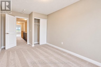 7 CROSSMORE CRESCENT Cambridge Ontario photo 30