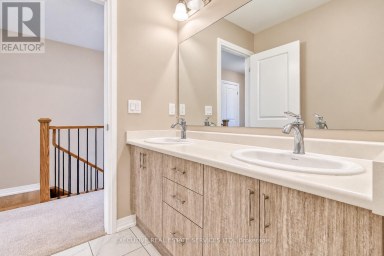 7 CROSSMORE CRESCENT Cambridge Ontario photo 34