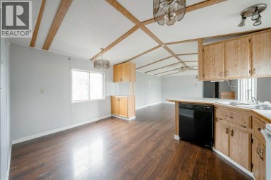 107 Heritage Drive Okotoks Alberta photo 4