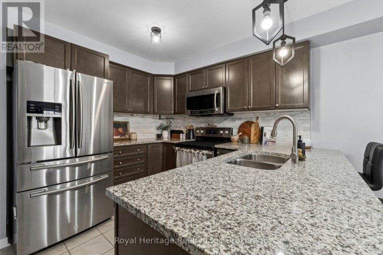 80 RICHARD DAVIES CRESCENT, Clarington (Bowmanville), Ontario, L1C0N8