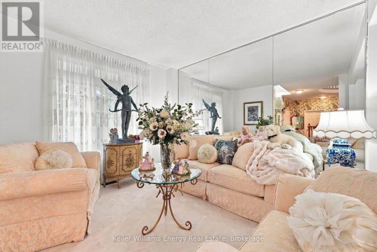 990 GLENBOURNE DRIVE, Oshawa (Pinecrest), Ontario, L1K2P9