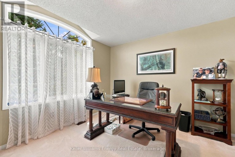 990 GLENBOURNE DRIVE, Oshawa (Pinecrest), Ontario, L1K2P9