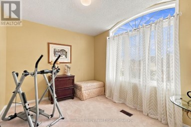 990 GLENBOURNE DRIVE Oshawa (Pinecrest) Ontario photo 32