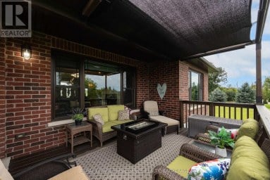 4 SANDSTONE COURT, Frontenac (Frontenac South) Ontario