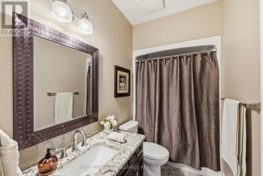 4 SANDSTONE COURT, Frontenac (Frontenac South) Ontario