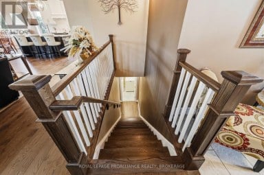 4 SANDSTONE COURT, Frontenac (Frontenac South) Ontario