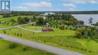 4 SANDSTONE COURT, Frontenac (Frontenac South) Ontario