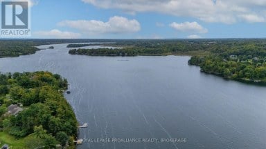 4 SANDSTONE COURT, Frontenac (Frontenac South) Ontario