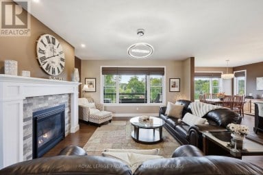 4 SANDSTONE COURT, Frontenac (Frontenac South) Ontario