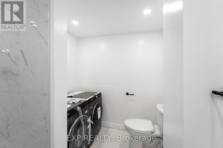 UNIT B - 81 ST CHARLES STREET, Belleville (Belleville Ward), Ontario, K8P2W5