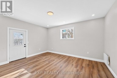 UNIT B - 81 ST CHARLES STREET Belleville (Belleville Ward) Ontario photo 2