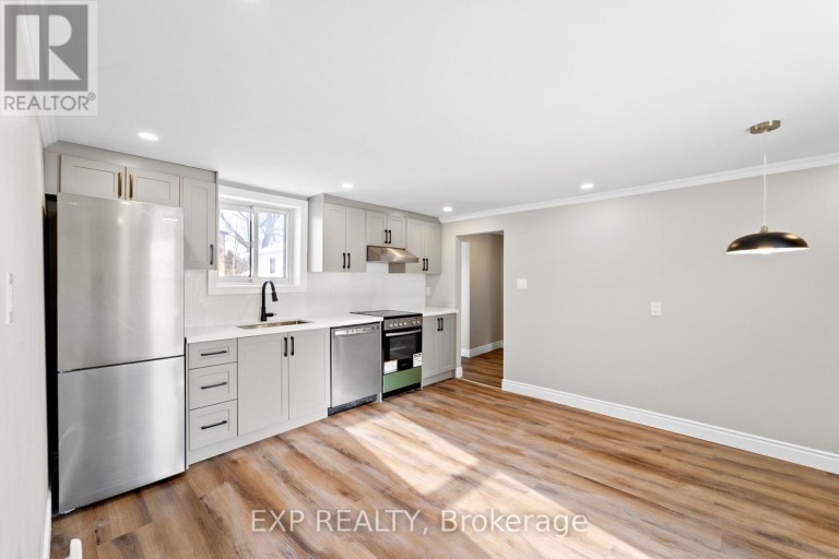 UNIT B - 81 ST CHARLES STREET, Belleville (Belleville Ward), Ontario, K8P2W5