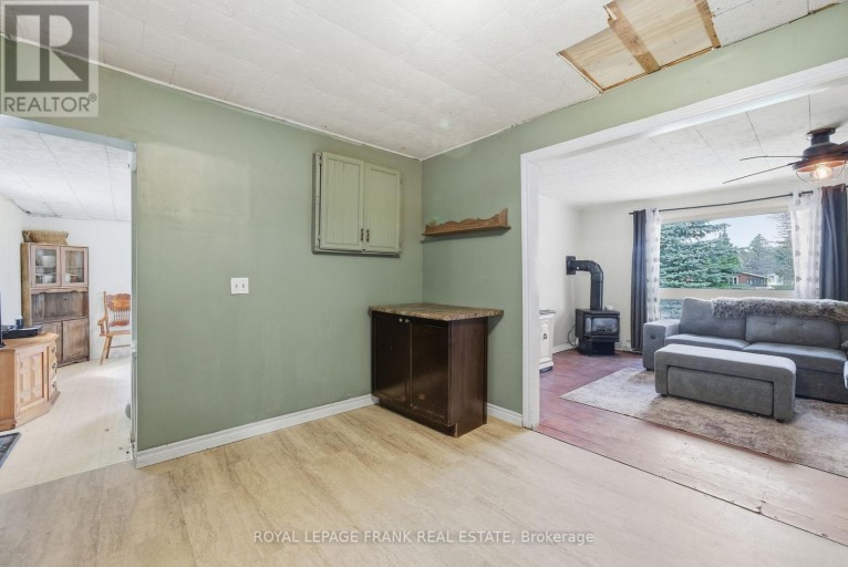 28 SOUTH BAYOU ROAD, Kawartha Lakes (Verulam), Ontario, K0M1N0