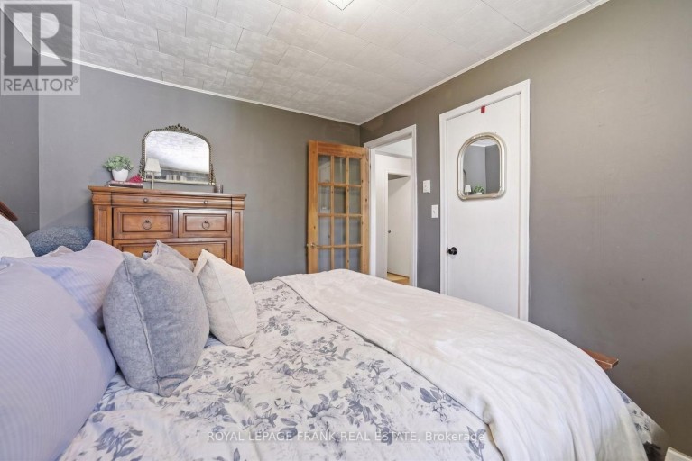 28 SOUTH BAYOU ROAD, Kawartha Lakes (Verulam), Ontario, K0M1N0