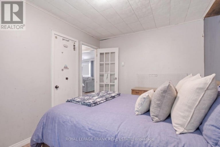 28 SOUTH BAYOU ROAD, Kawartha Lakes (Verulam), Ontario, K0M1N0