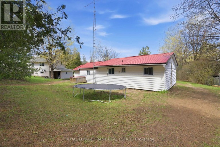 28 SOUTH BAYOU ROAD, Kawartha Lakes (Verulam), Ontario, K0M1N0