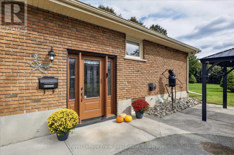 948 ST PAULS STREET, Peterborough (Northcrest Ward 5), Ontario, K9H6J6