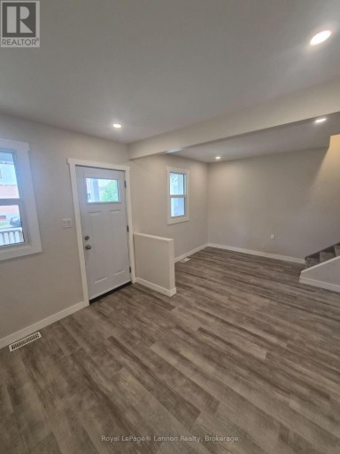 500 WILEY STREET, Thunder Bay (East End), Ontario, P7C3N3