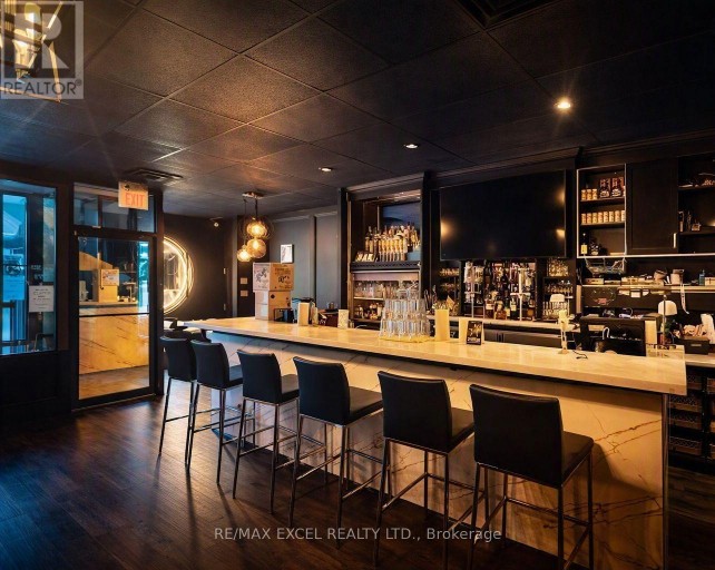 383 DUNDAS STREET E, Toronto (Moss Park), Ontario, M5A2A5