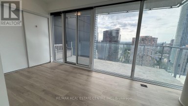 2701 - 3 GLOUCESTER STREET Toronto (Church-Yonge Corridor) Ontario photo 2