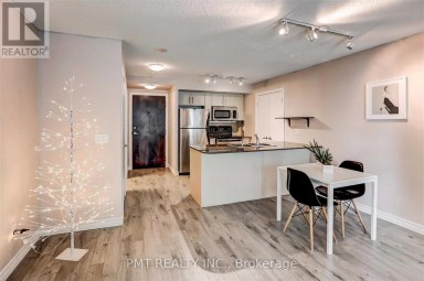 1105 - 12 YONGE STREET Toronto (Waterfront Communities) Ontario photo 2