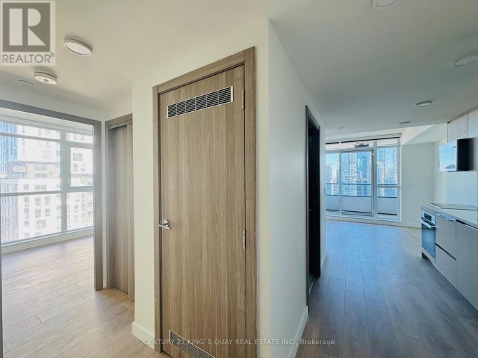 3301 - 38 WIDMER STREET, Toronto (Waterfront Communities), Ontario, M5V2E9