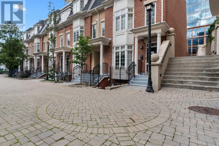 8 - 11 NIAGARA STREET, Toronto (Waterfront Communities), Ontario, M5V3N9